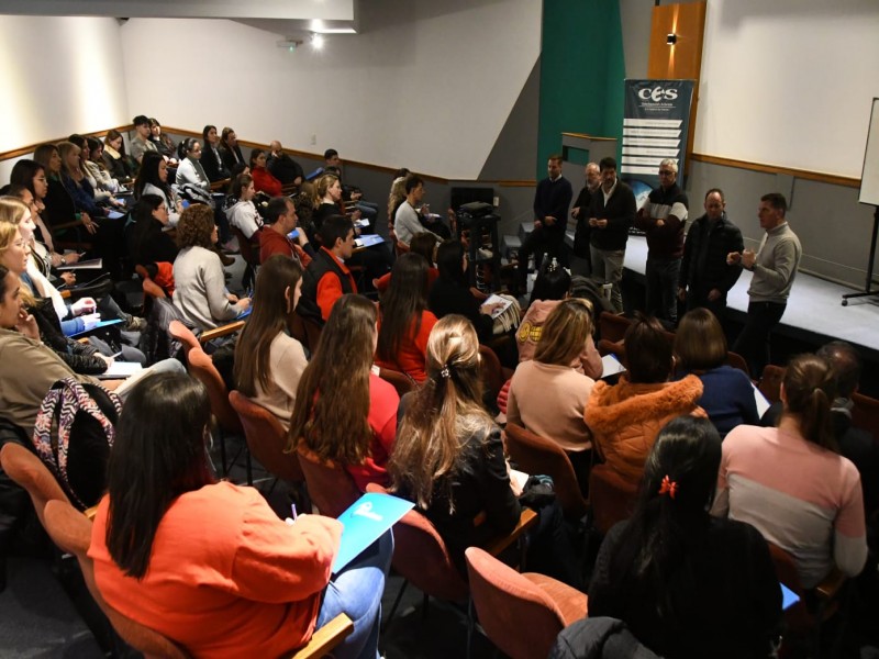 Comenzó la capacitación en herramientas contables lanzada por la Municipalidad y el CES 