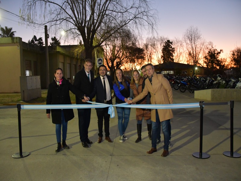 Bernarte junto a UTN inauguraron el nuevo estacionamiento vehicular 