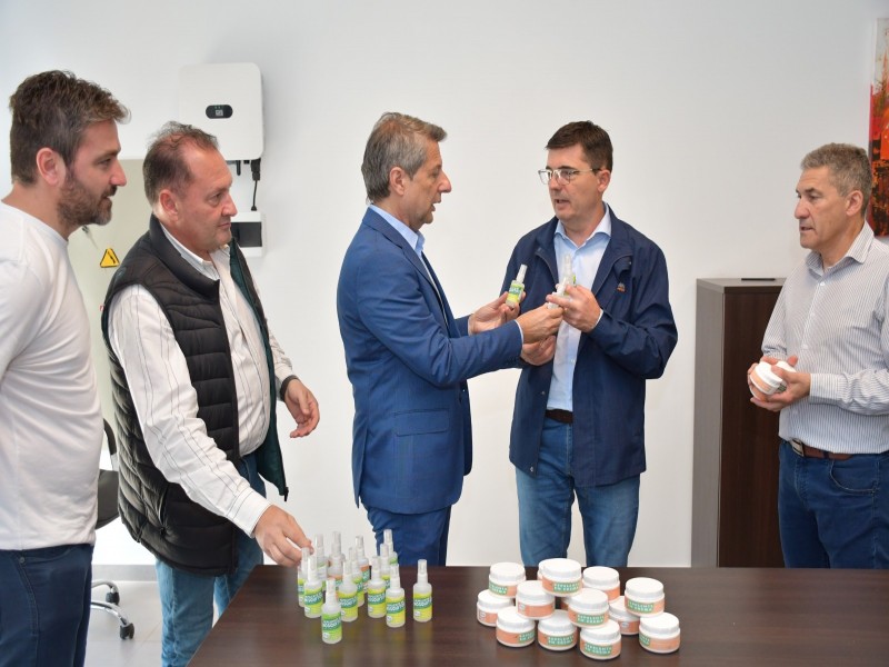 PREVENCIÓN DENGUE: El municipio realizó la primera entrega de repelentes en crema 