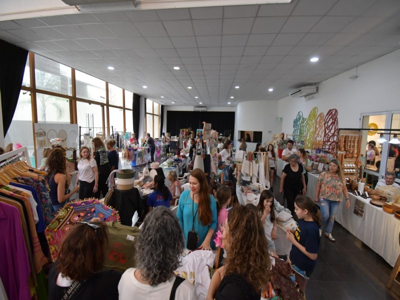 “Se viene la Feria de Mujeres Emprendedoras: Especial Navidad”