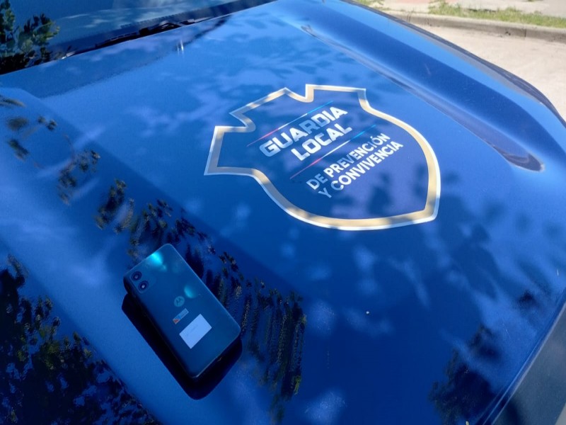 Tras una rápida intervención, la Guardia Local recuperó un celular robado