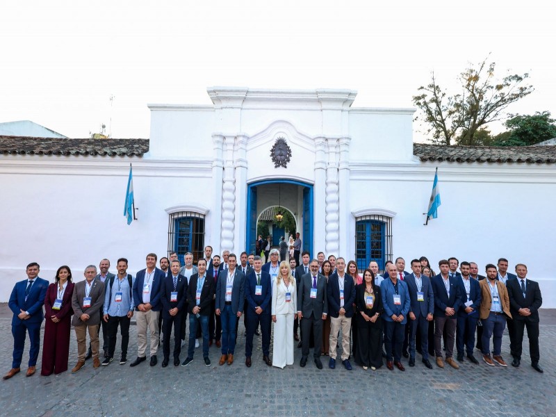 Bernarte participó en Tucumán del Congreso Federal de Intendentes