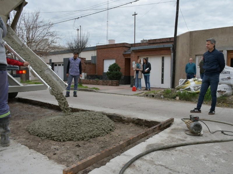 “La Muni en tu Barrio” llegó al Cottolengo con obras, servicios y cercanía vecinal