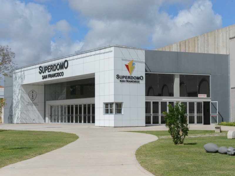 San Francisco celebra el Día Mundial del Folclore con una gran peña en el Superdomo