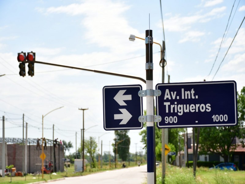 Ya funcionan los semáforos en la avenida Trigueros de Godoy en su intersección con Bv. Roca y Av. Juan de Garay