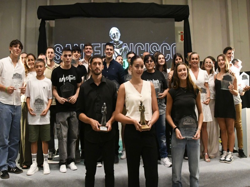 Malena Santillán recibió el San Francisco de Asís de Oro