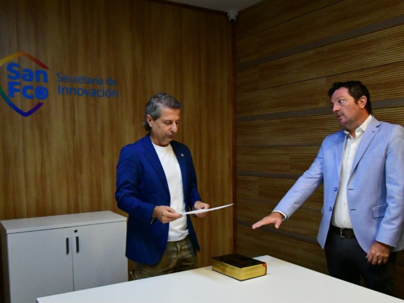 Bernarte puso en funciones a Juan Pablo Bono como secretario de Vinculación Educativa, Tecnológica y Productiva