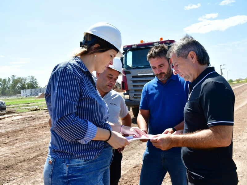 Avanza la obra de apertura de Av. Rosario de Santa Fe y construcción de canal de líquidos pluviales