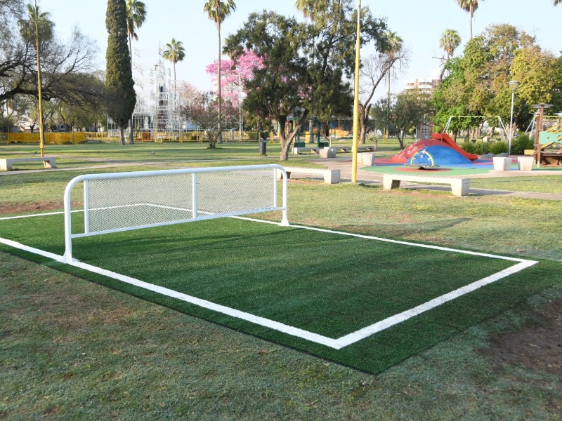 Torneo de Fútbol Tenis femenino en el mes de la Mujer