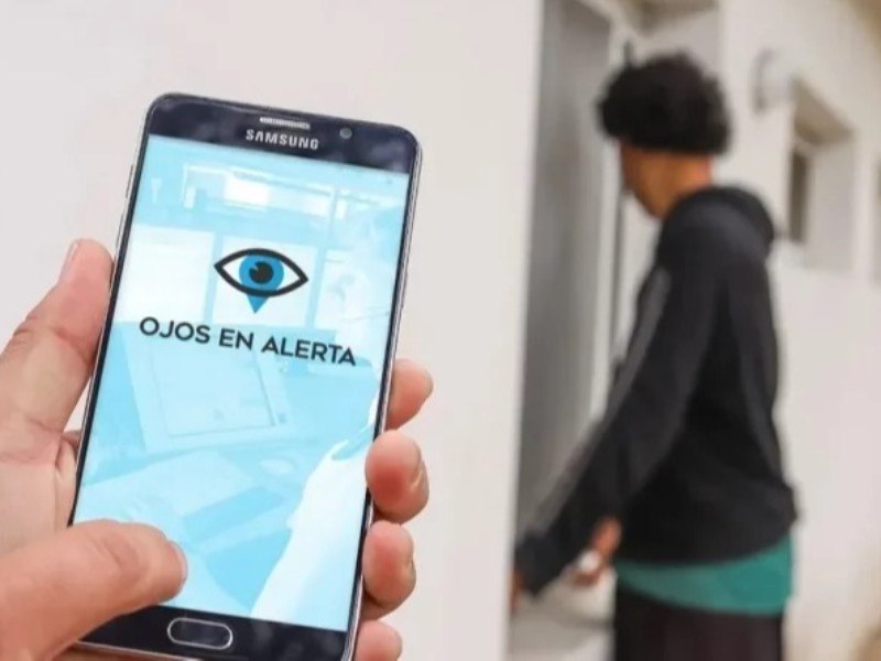 Aviso a “Ojos en Alerta” permitió detener a una pareja que discutía y portaban armas blancas